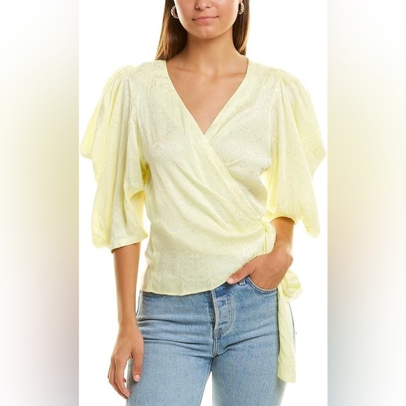 krisa Tops - NWT Krisa puff sleeve wrap top